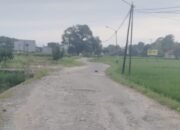 Warga Jalan Sumanna Keluhkan Kerusakan Jalan Selama Sembilan Tahun