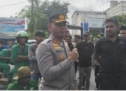 Ratusan Buruh Pelabuhan Makassar Demo, Tuntut PT Pelni Buka Akses Angkut Barang Rezi