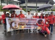 DPD Dan DPC Pemuda Batak Bersatu Berbagi Takjil Untuk Warga Kota Makassar