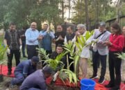 Kepala BPOM RI Taruna Ikrar Dalam Kunjungan Kerja ke India, Lakukan Tanam Pohon Simbol Kemanusiaan di Kantor ACG Mumbai