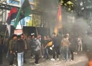 Aliansi Mahasiswa Universitas Bosowa Tuntut DPRD Sulsel: “Kami Datang Bukan untuk Didengar Separuh!”