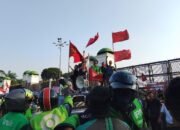 PMKRI Gelar Aksi Damai di Depan Gedung DPR RI, Dihadiri Juga Perwakilan Ojek Online