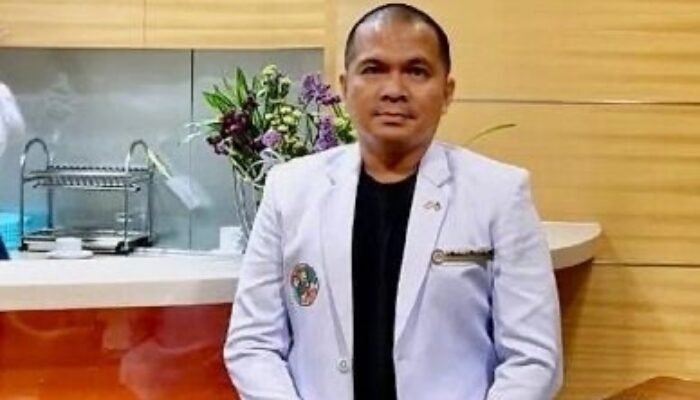 Dokter Koboi: Ke Warkop, Bergerak, dan Tidur, Kebiasaan Sederhana yang Menentukan Kesehatan