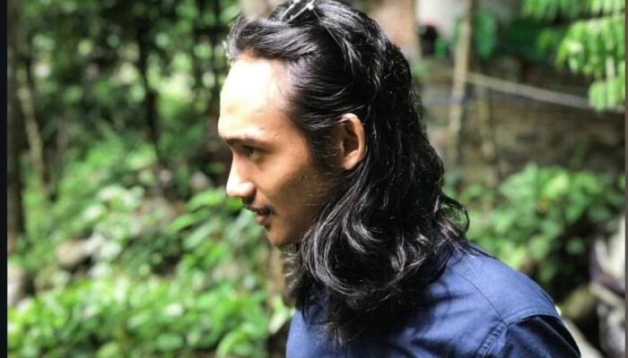 Scroll, Setuju, Repost: Masih Rasional atau Sekadar Ikut Terasa?