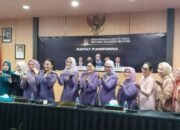 Rapat Paripurna DPRD Sulsel Berlangsung Berkesan, Anggota Dewan Perempuan Tampil Pakai Kebaya Peringati Hari Kartini