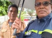 Seklur  dan Bhabinkamtibmas Kecamatan Ujungpandang Imbau Warga Mangkura Tetap Waspada Efek Hujan Ekstrem 