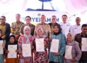 Komisi II DPR RI dan ATR/BPN Bagikan Sertifikat Tanah Gratis di Sulsel, Dorong Ekonomi dan Kepastian Hukum