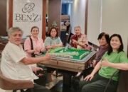 Benz Cafe Makassar, Destinasi Unik Bernostalgia Bermain Mahjong di Samping Karebosi