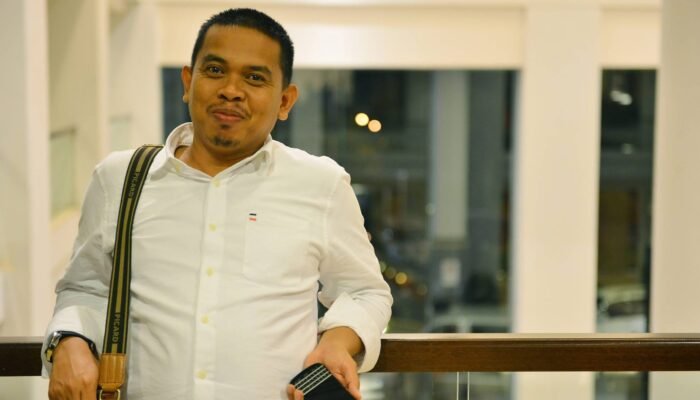 Ketika Pemerintah Bilang Aman, tetapi Rakyat Tetap Antre