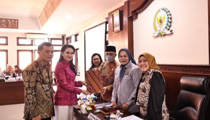 Tamsil Linrung Apresiasi Sherly Tjoanda Berhasil Tingkatkan Pendapatan Daerah